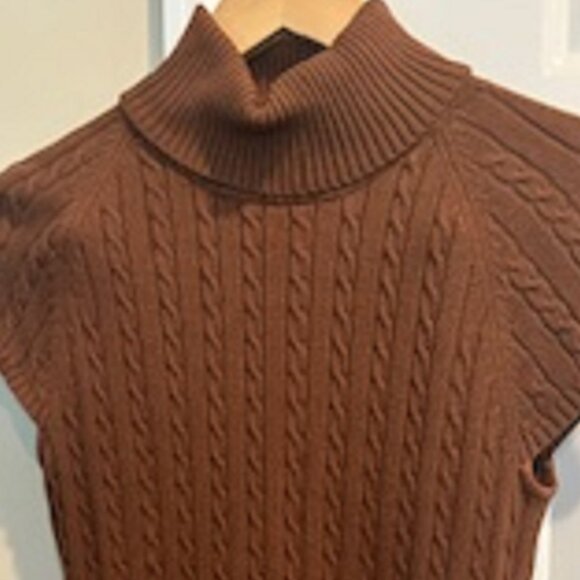 Women's Turtleneck Kasper Size Medium Short Sleeve Brown Ribbed Pattern - Picture 2 of 3